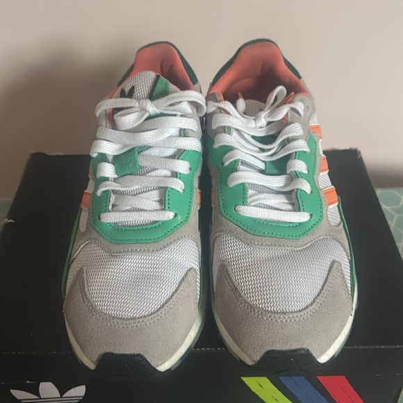 Men’s Adidas Tresc Run size 9.5 - Picture 3 of 5